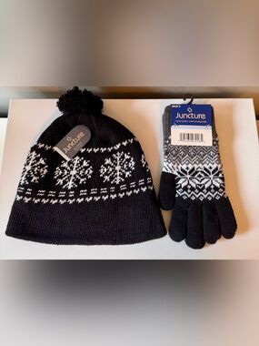 Juncture Men’s Black and White Knit Beanie & Gloves Set